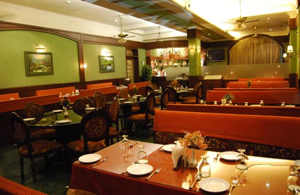 Hotel Diplomat Residency